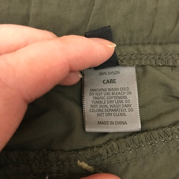 REI Men's Convertible Green Cargo Pants Size 38 - Picture 6 of 12